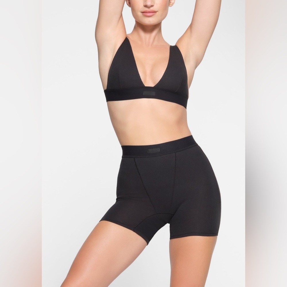 SKIMS Cotton Rib Boxer size Medium